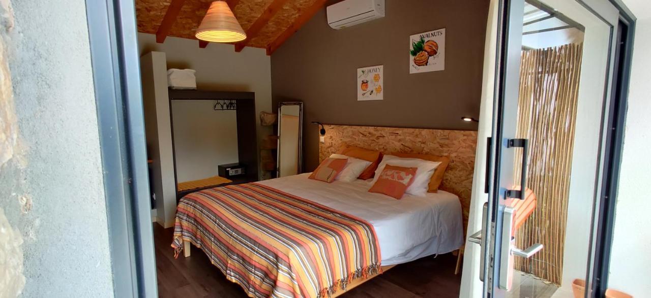 Poco E Meio - Padel & Pool Santiago da Guarda Экстерьер фото